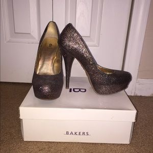 glitter pumps
