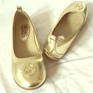 Gold Michael by Michael Kors GIRLS ballet flat sz4