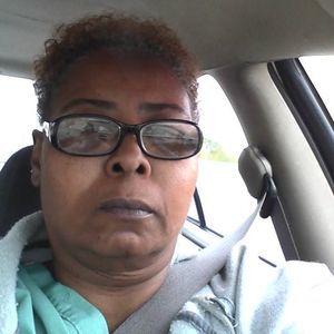 Meet your Posher, Roberta