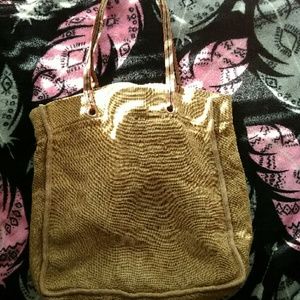 SUPER CUTE J.CREW BURLAP BAG :)