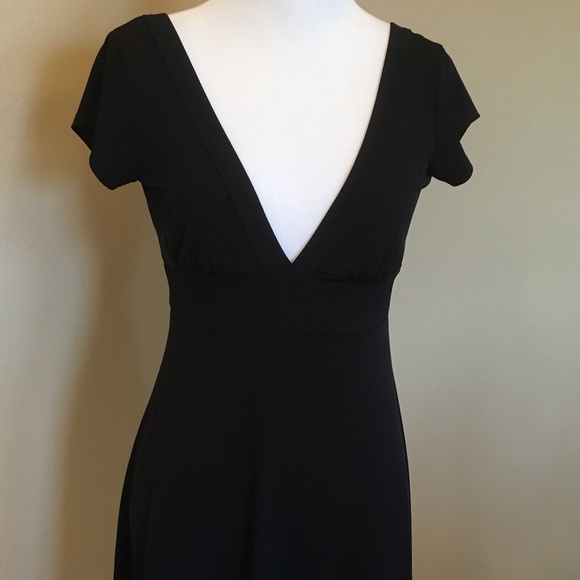 Zoey Beth V-Neck Dress Size S - Picture 3 of 4