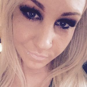 Meet your Posher, Gina