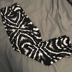 Zebra print workout capris