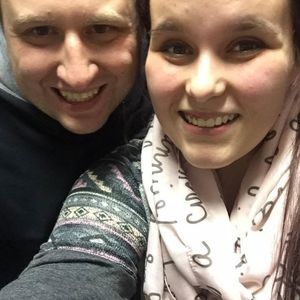 Meet your Posher, Reagan