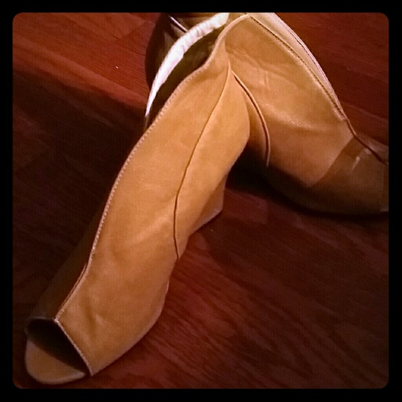 Opentoe Booties