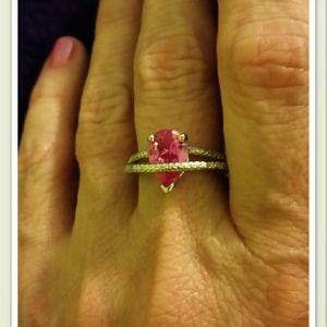 Pink saphire w/diamond ring
