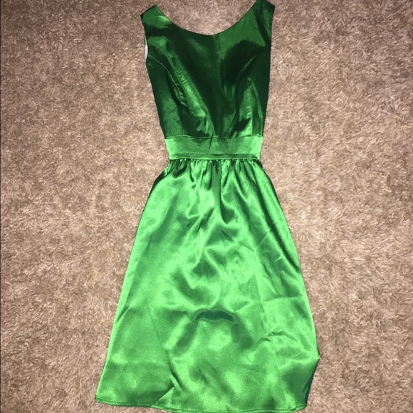 XS Lauren James green bow back dress