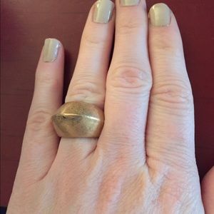 Chunky gold H&M ring