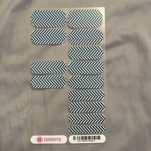 Jamberry slatted herringbone