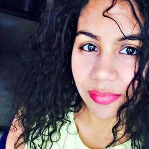 Meet your Posher, Genesis ureña