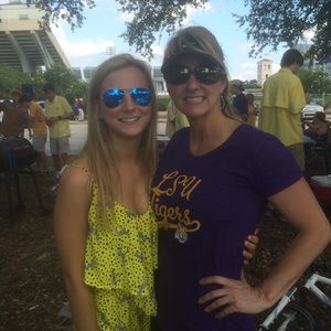 Meet your Posher, Heidi