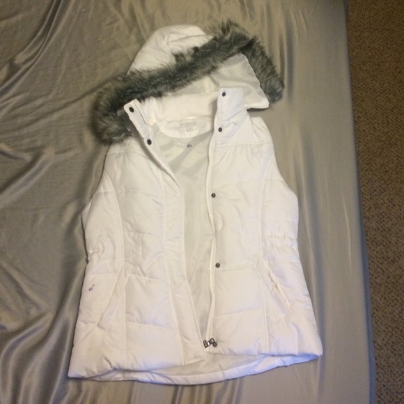 White puff vest with faux fur trim hood