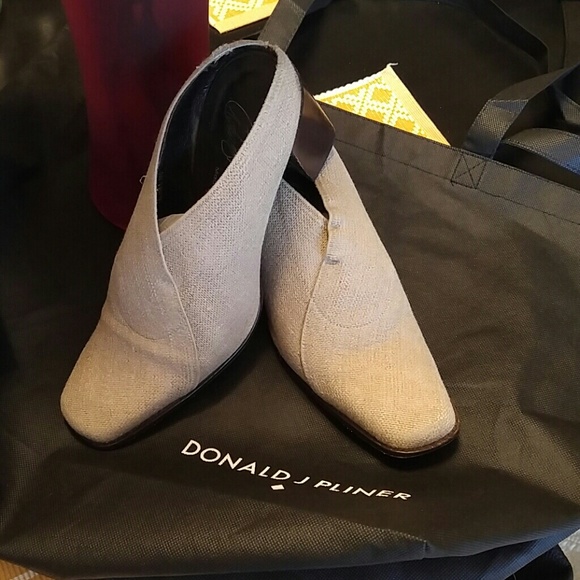 Donald J Pliner heels. Quick sale