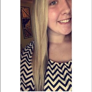 Meet your Posher, Courtney