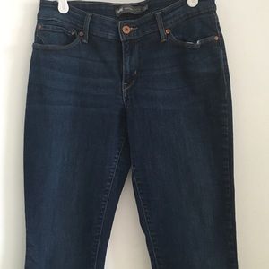 Demi Curve Mid Rise Skinny Levi's jeans