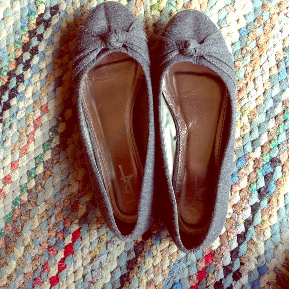 Gray flats!