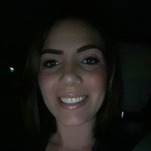 Meet your Posher, Briana