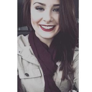 Meet your Posher, Casey