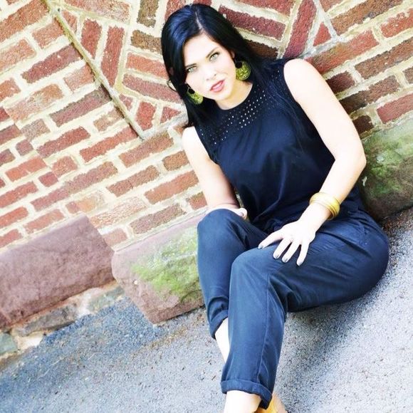 Meet your Posher, Lauren