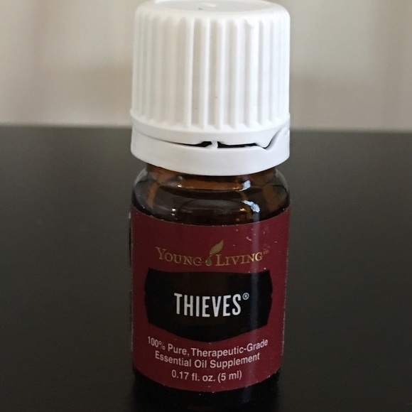 THIEVES Young Living Essential Oils 5ml NEW/SEALED