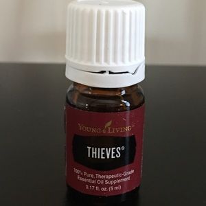 THIEVES Young Living Essential Oils 5ml NEW/SEALED