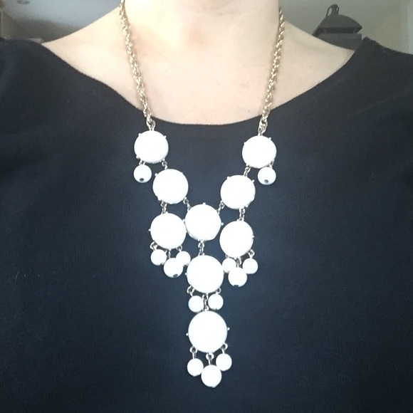 White and gold bubble necklace