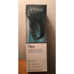 NEW!! Fitbit flex- STILL IN BOX