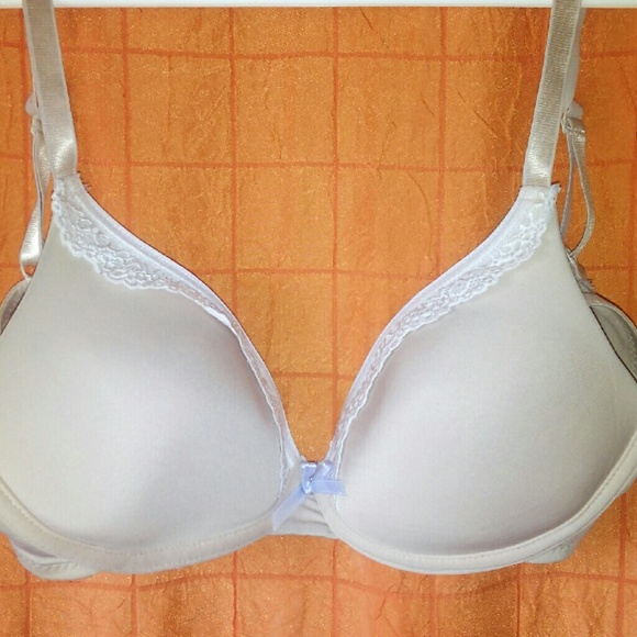 Beige bra size 34B