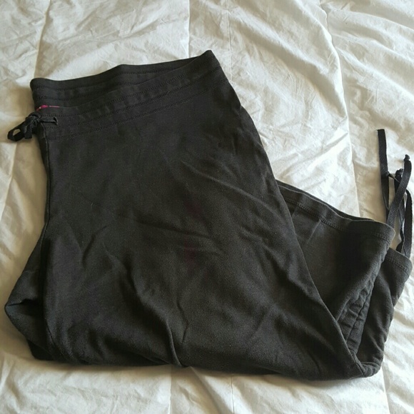 Capri excersize pants