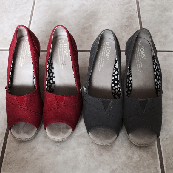 TOMS Shoes - LOT 2: TOM Red & Gray Wedges