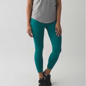 Teal lululemon Zone In Crop