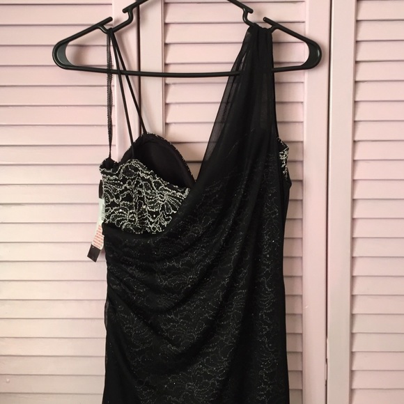 Prom dress new with tags - Picture 4 of 4