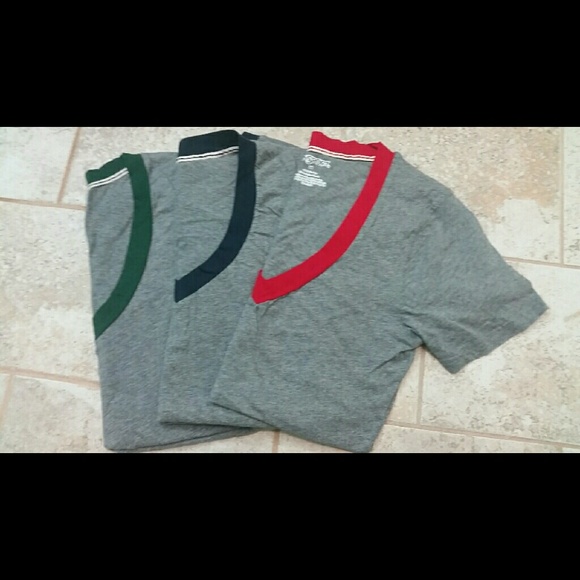 3 v-neck tees
