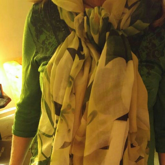 Scarf