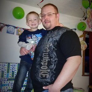 Meet your Posher, Bobby n krissy