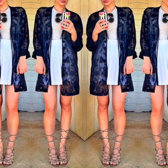 Vintage Tops - Vintage black burnout oversized kimono