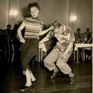 Meet your Posher, Stella