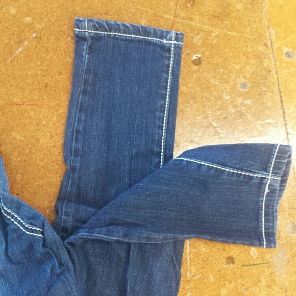 Jeans - Picture 2 of 4