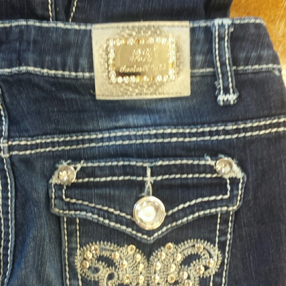 Jeans - Picture 4 of 4