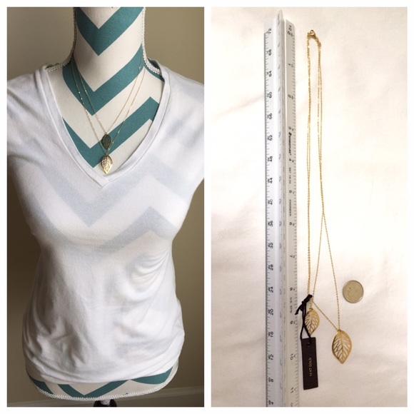 Solid 14k Gold Double Leaf Necklace - image 4