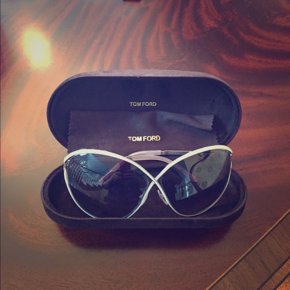 Tom Ford Sienna sunglasses