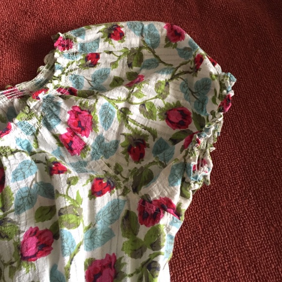 🌸Hollister Top🌸 - Picture 4 of 4