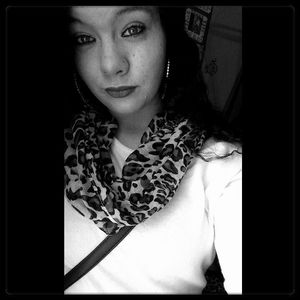 Meet your Posher, Alexis