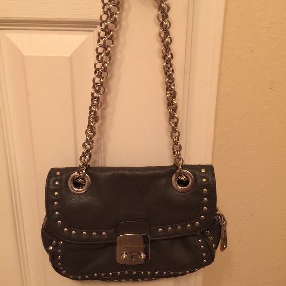 Sondra Roberts grey cross body