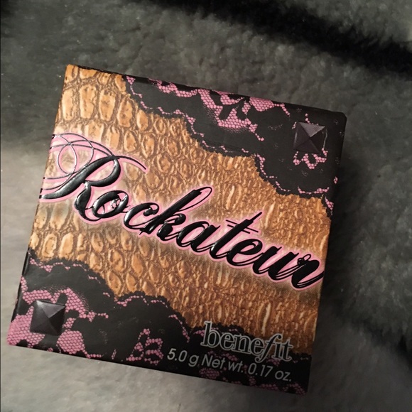 Benefit powder blush Rockateur