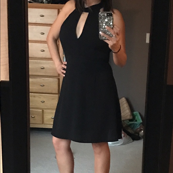 Windsor Formal Dress - Picture 2 of 3