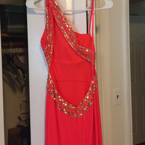 Coral prom dress - Picture 3 of 4