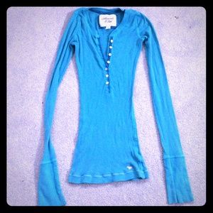 Blue a&f long sleeve shirt