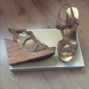 Michael Kors beige wedges