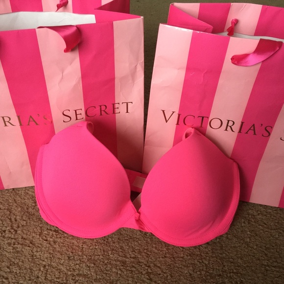 PINK Victoria's Secret Other - PINK Bra